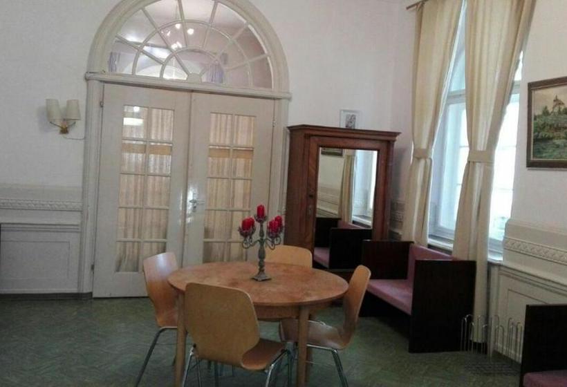 هاستل Zentrum Haus Davos