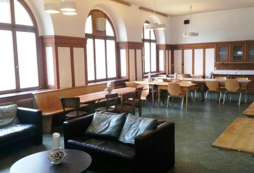 هاستل Zentrum Haus Davos