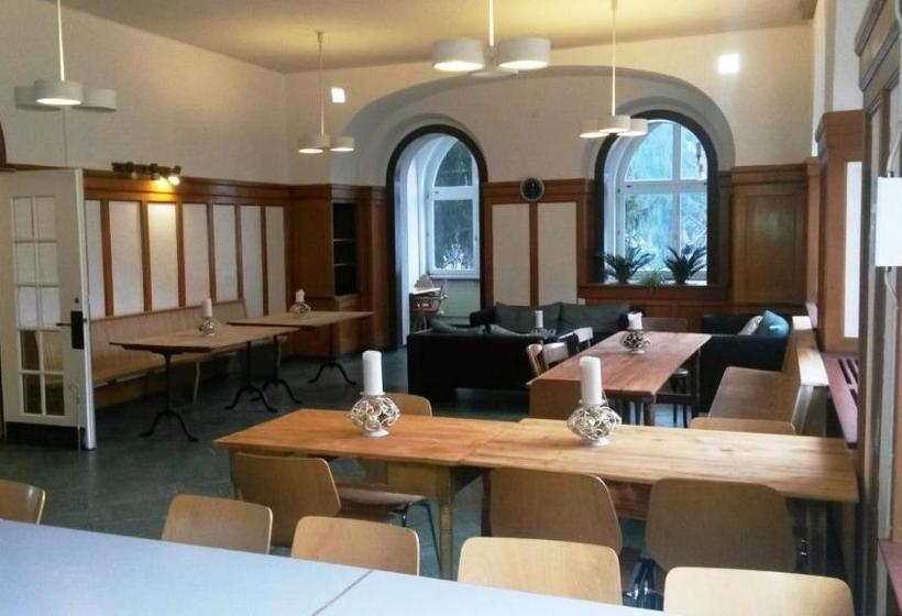 هاستل Zentrum Haus Davos