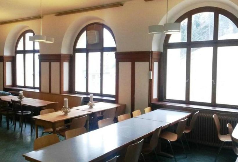 هاستل Zentrum Haus Davos