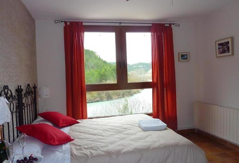 פנסיון Hostal Avenjúcar