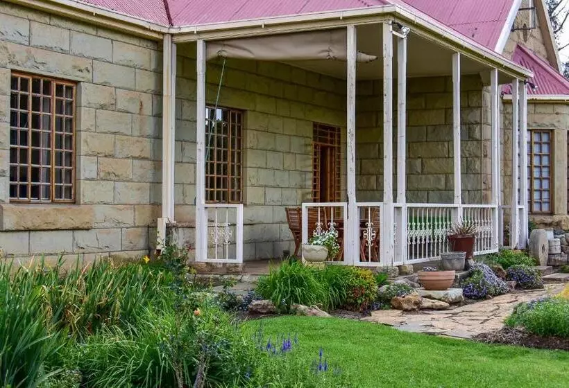 Majatalo St Fort Farm Guesthouse