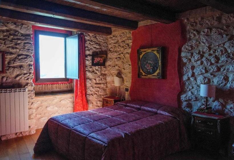 Общежитие La Locanda Delle Streghe Relais Ristorante