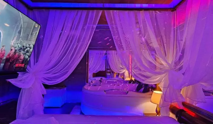 ホテル Boutique Mikaela