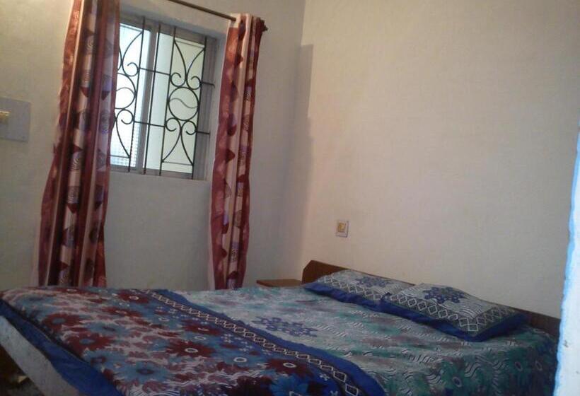 Pensão Adilson Guest House