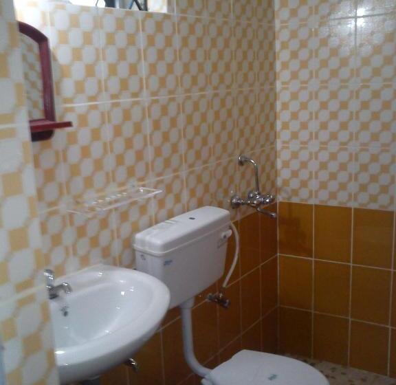 Pensão Adilson Guest House