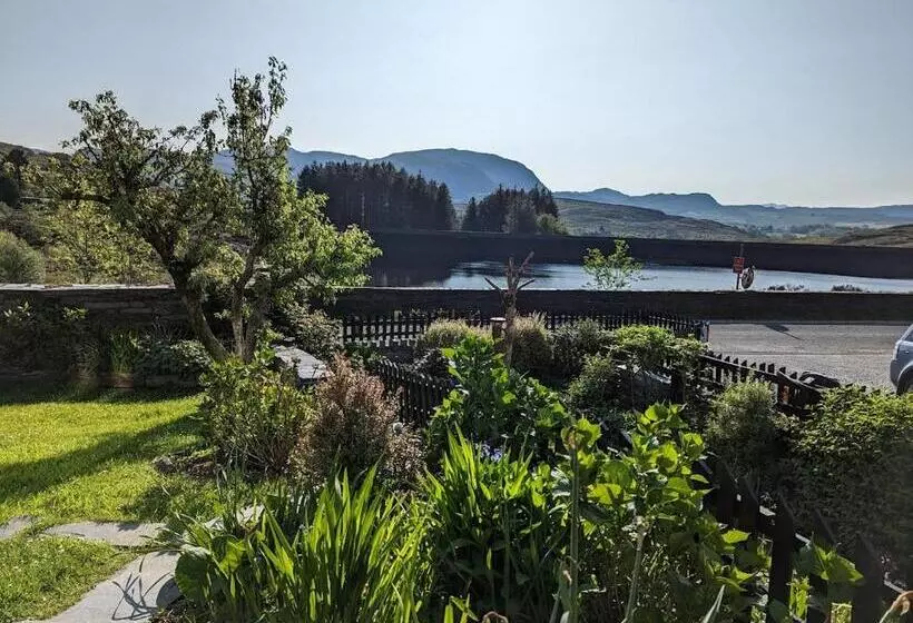 پانسیون Bryn Elltyd Eco House