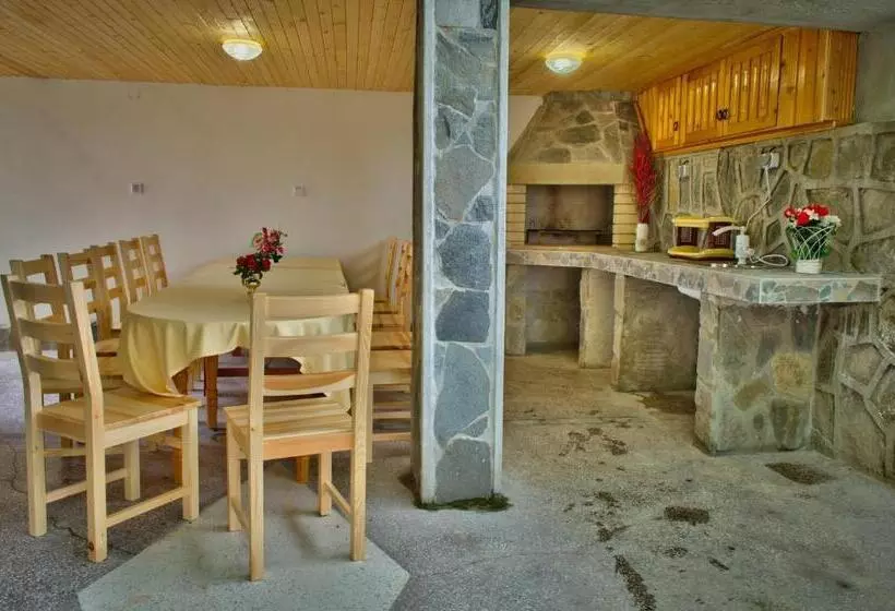 ペンション Guest House Joji