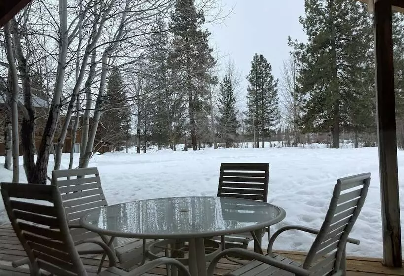 ユースホステル River Run Inn