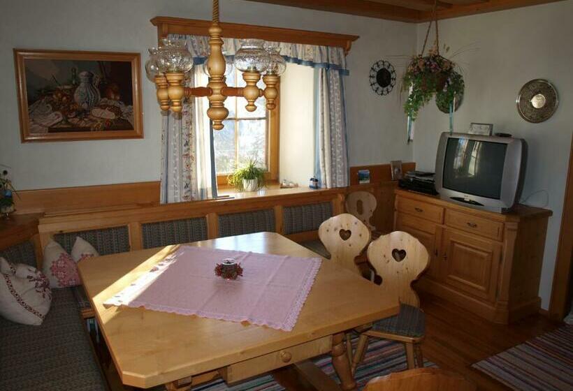 호텔 Bauernhof Bachrain