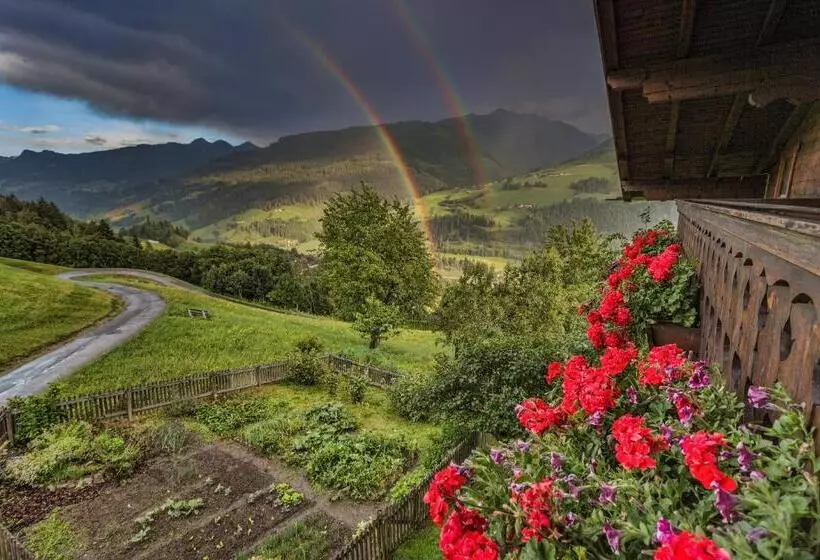 Hotelli Bauernhof Bachrain