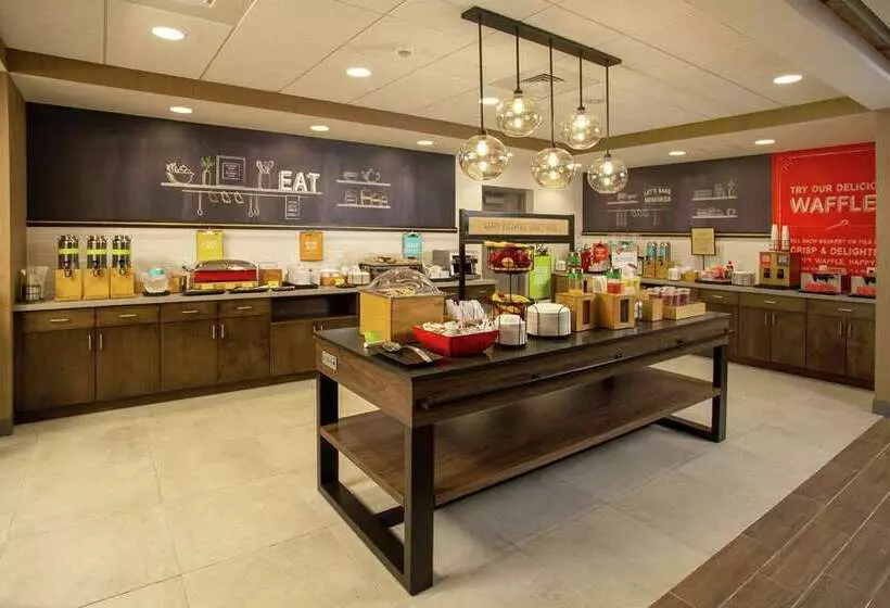 Hotelli Hampton Inn & Suites Kutztown