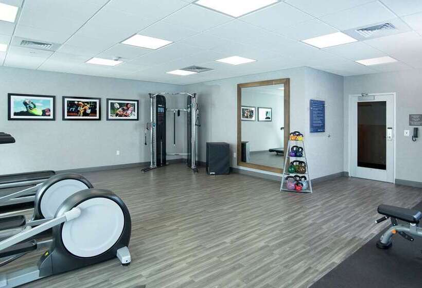 호텔 Hampton Inn & Suites Kutztown