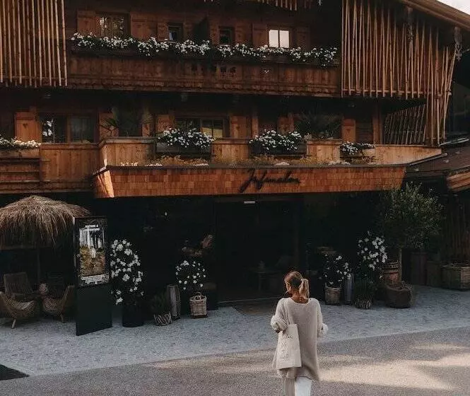 Jufenalm Boho Hotel & Restaurant
