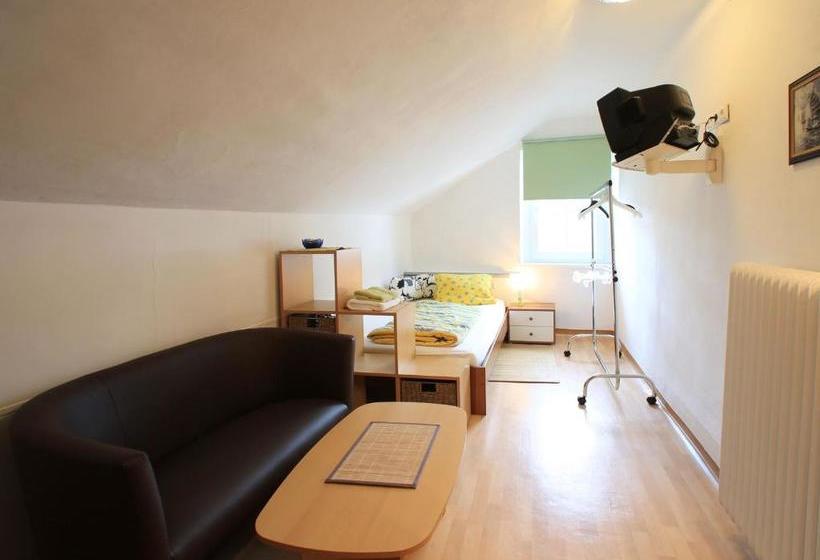 פנסיון Bockwirt