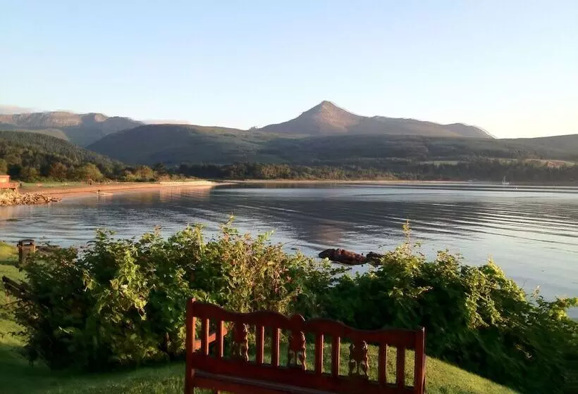 Majatalo Hunters Guest House