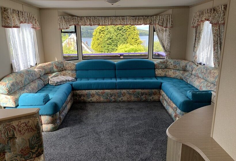 פנסיון Hunters Guest House