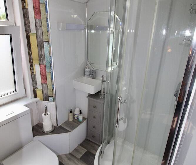 פנסיון Hunters Guest House