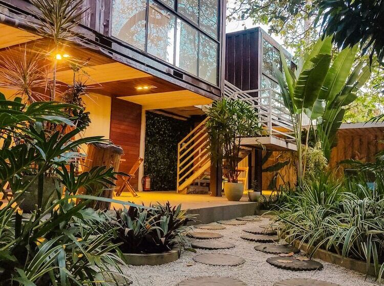 پانسیون Pousada Unaí