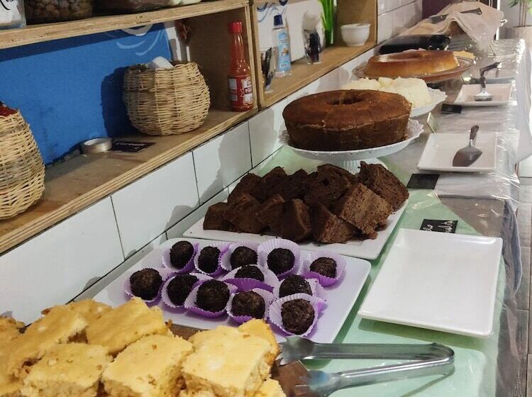 پانسیون Pousada Unaí