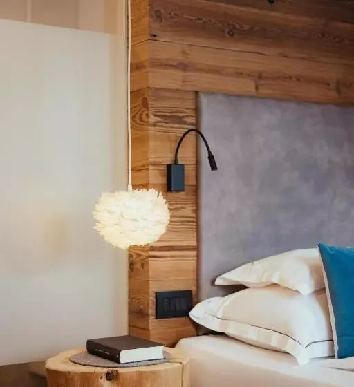 Villa Flora Mountain Lodges