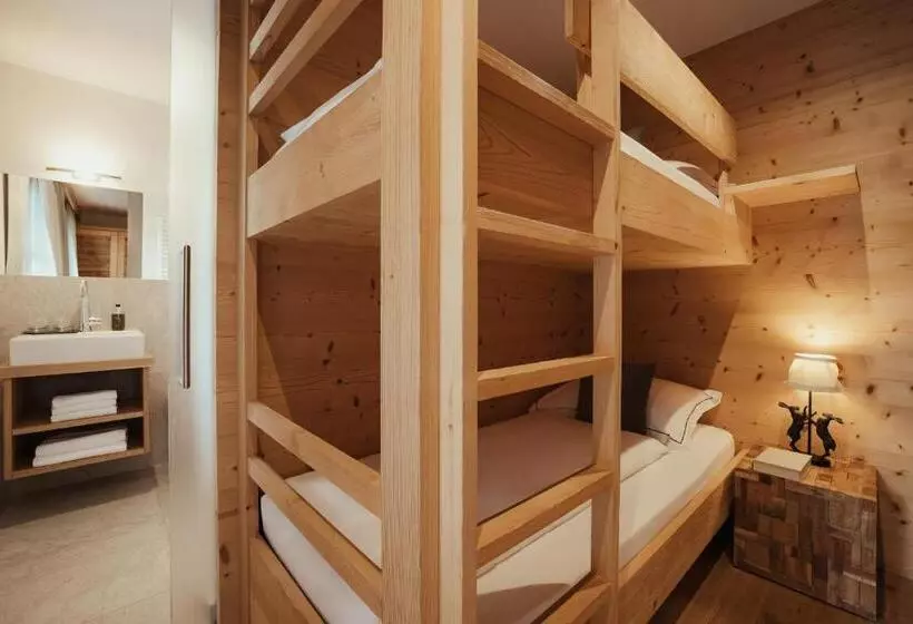 Villa Flora Mountain Lodges