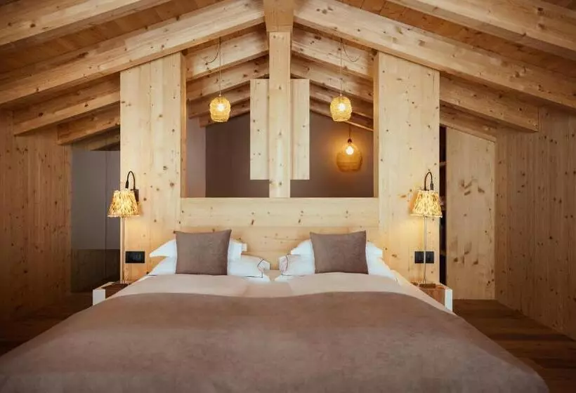 Villa Flora Mountain Lodges