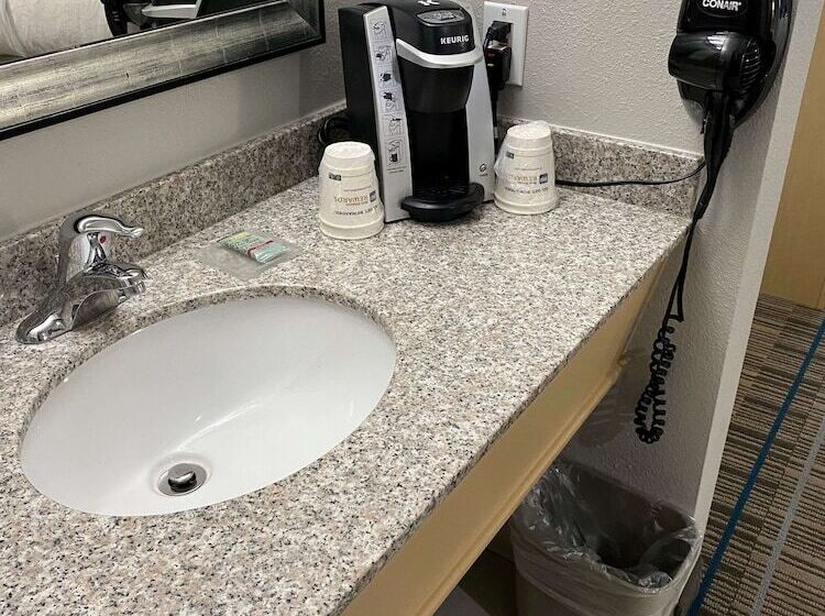 בית מלון כפרי Best Western Brigham City Inn & Suites