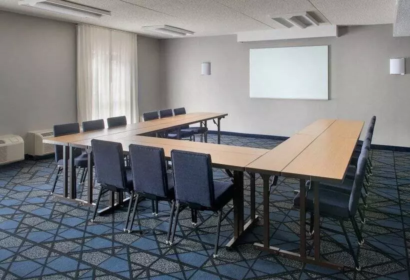 Отель Courtyard By Marriott Baltimore Hunt Valley