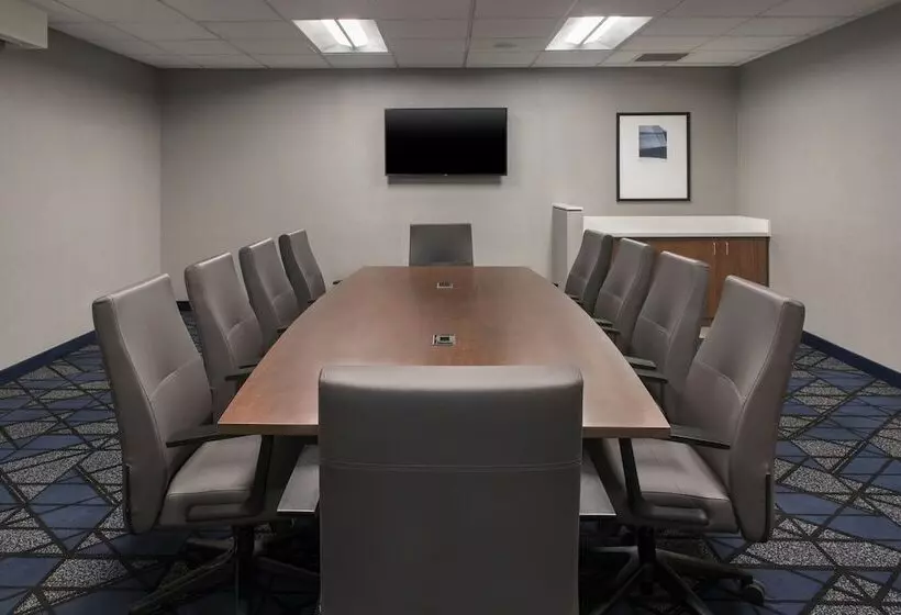 Отель Courtyard By Marriott Baltimore Hunt Valley