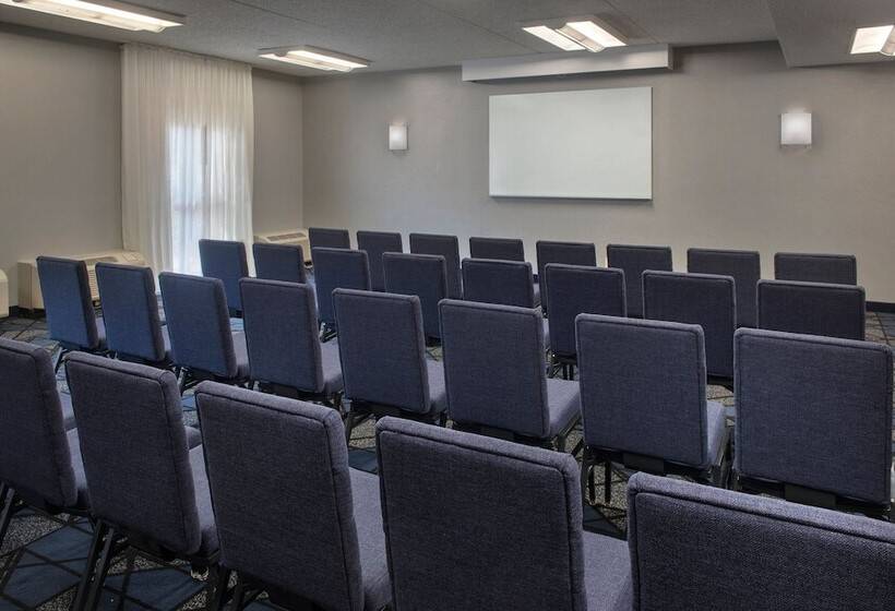 فندق Courtyard By Marriott Baltimore Hunt Valley