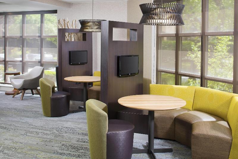 هتل Courtyard By Marriott Ann Arbor