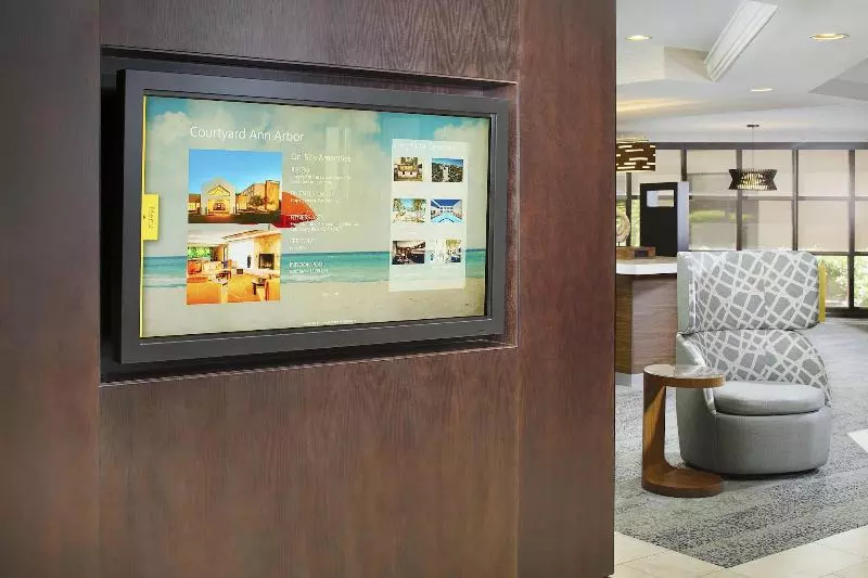 Отель Courtyard By Marriott Ann Arbor