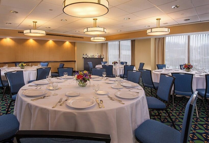 호텔 Courtyard Arlington Crystal City/reagan National Airport