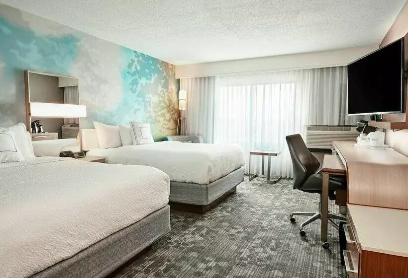 فندق Courtyard Cincinnati Airport South/florence