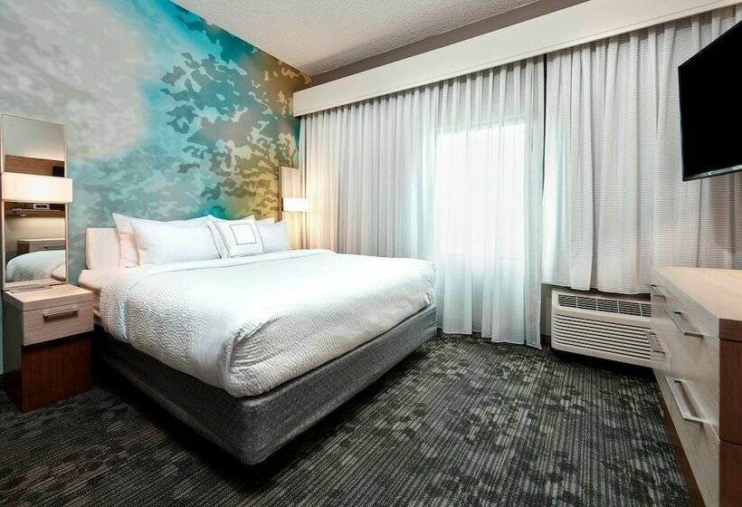 בית מלון כפרי Courtyard Cincinnati Airport South/florence