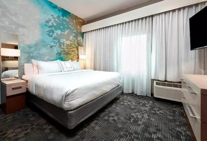 فندق Courtyard Cincinnati Airport South/florence