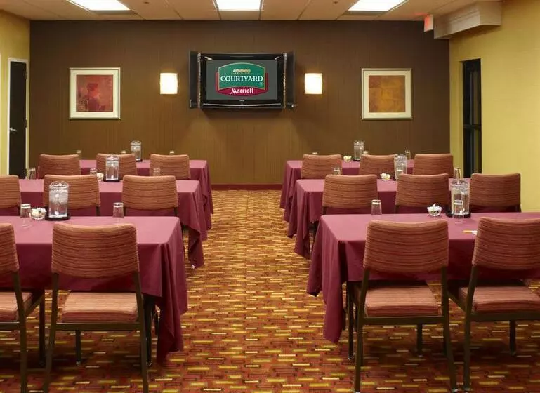 酒店 Courtyard Des Moines West/clive