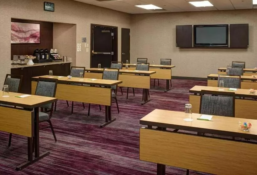 酒店 Courtyard Des Moines West/clive