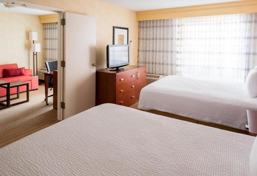 Hotel Courtyard Des Moines West/clive