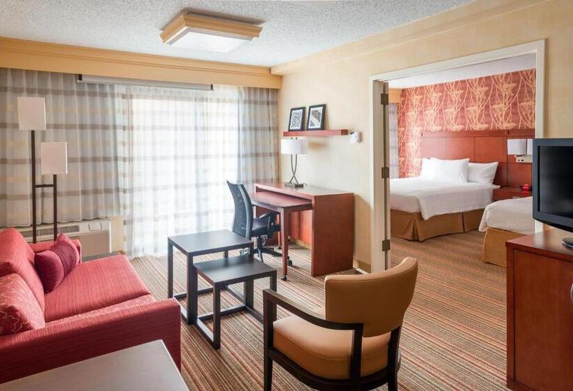 Hotel Courtyard Des Moines West/clive