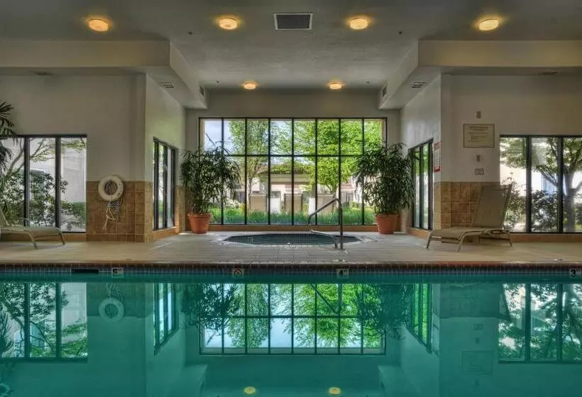 בית מלון כפרי Courtyard By Marriott Eugene Springfield