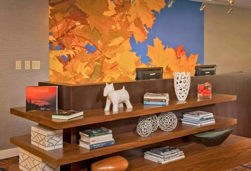 호텔 Courtyard By Marriott Frederick