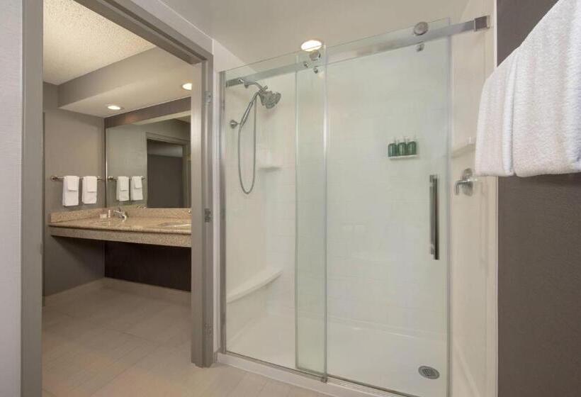 בית מלון כפרי Courtyard By Marriott Frederick