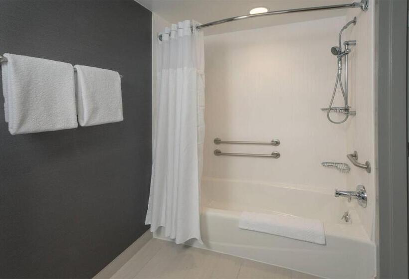 בית מלון כפרי Courtyard By Marriott Frederick