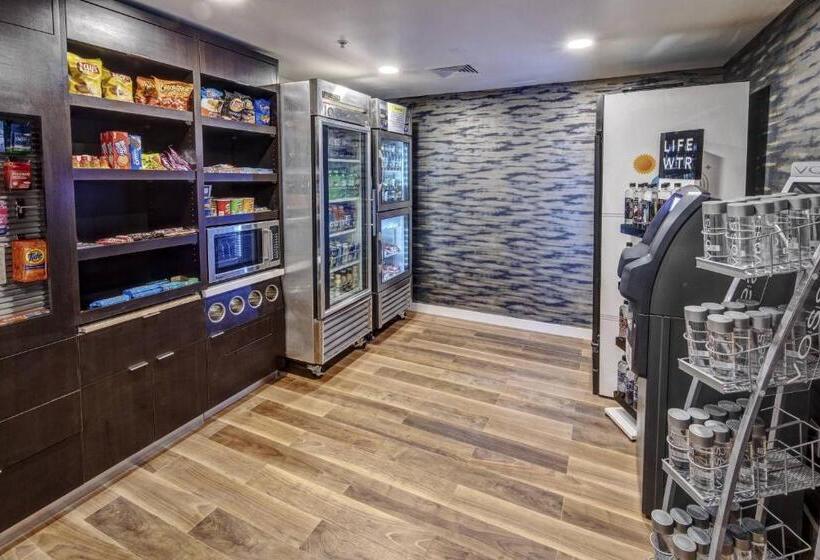 هتل Courtyard By Marriott Nashville Vanderbilt West End