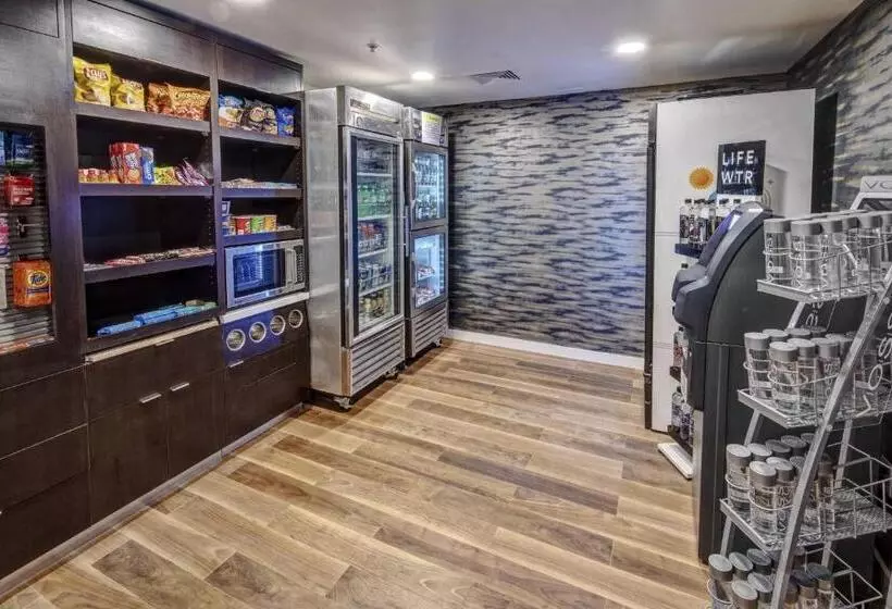 בית מלון כפרי Courtyard By Marriott Nashville Vanderbilt West End