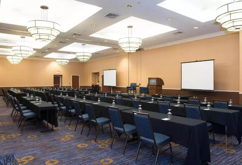 酒店 Courtyard Waterbury Downtown