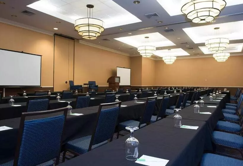 酒店 Courtyard Waterbury Downtown