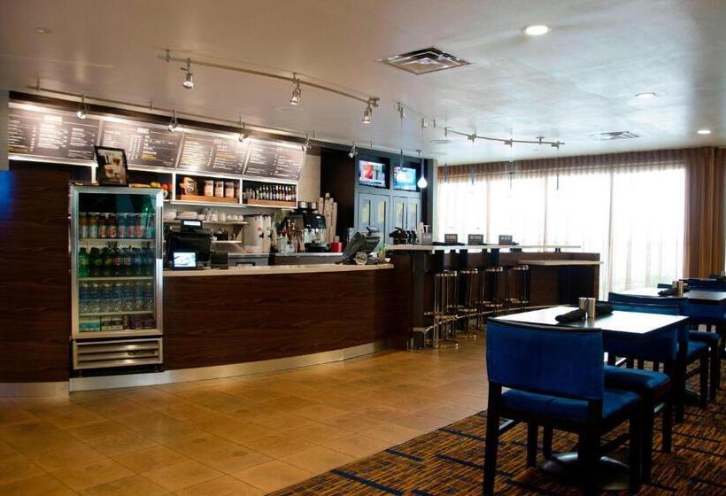 فندق Courtyard Waterbury Downtown